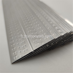 Plaque de tube à micro-canal large en aluminium